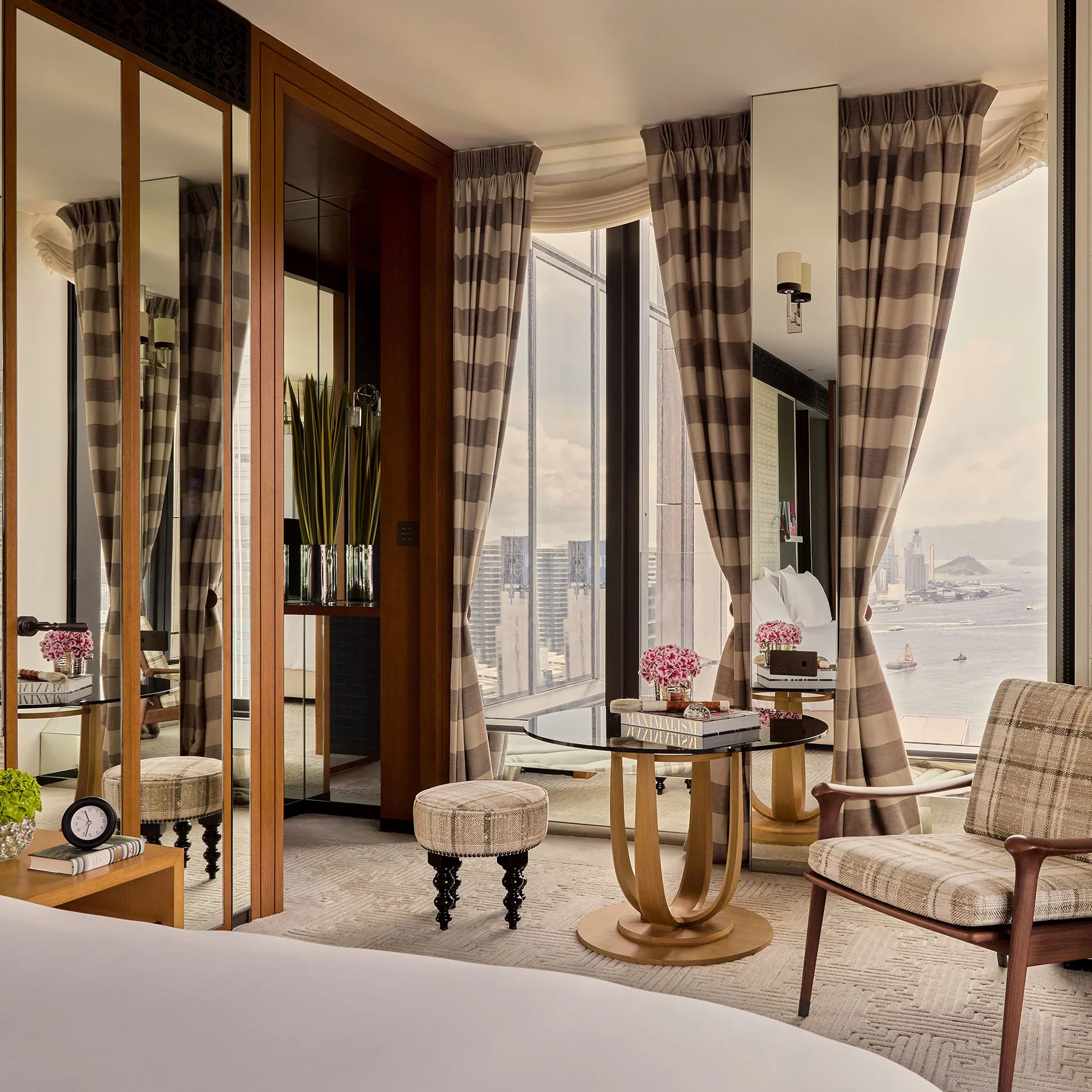 Gift Card: Stay in Harbour View Room Including Breakfast At Holt's Cafe For Two - Image 3
