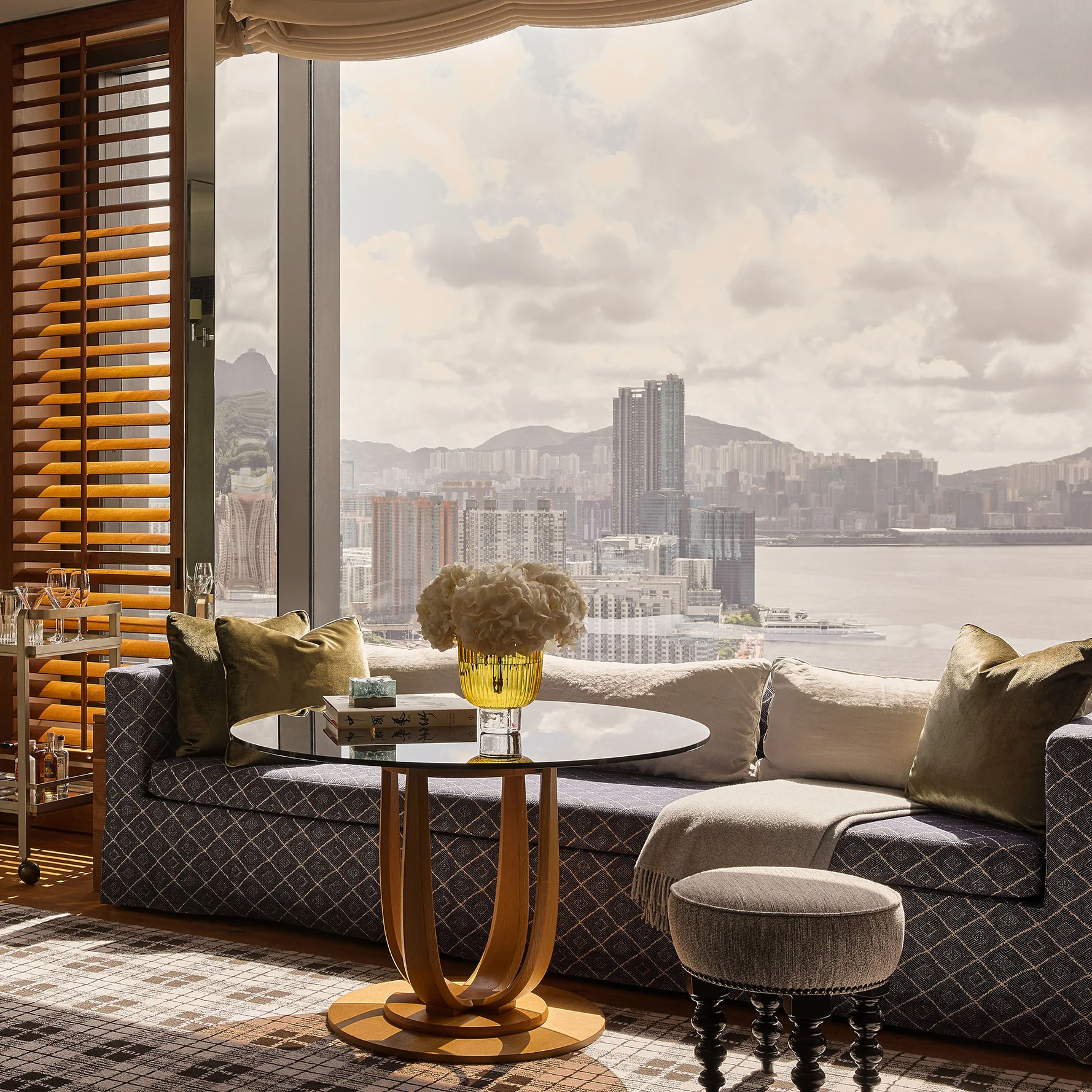 Gift Card: Stay in Harbour View Room Including Breakfast At Holt's Cafe For Two - Image 4